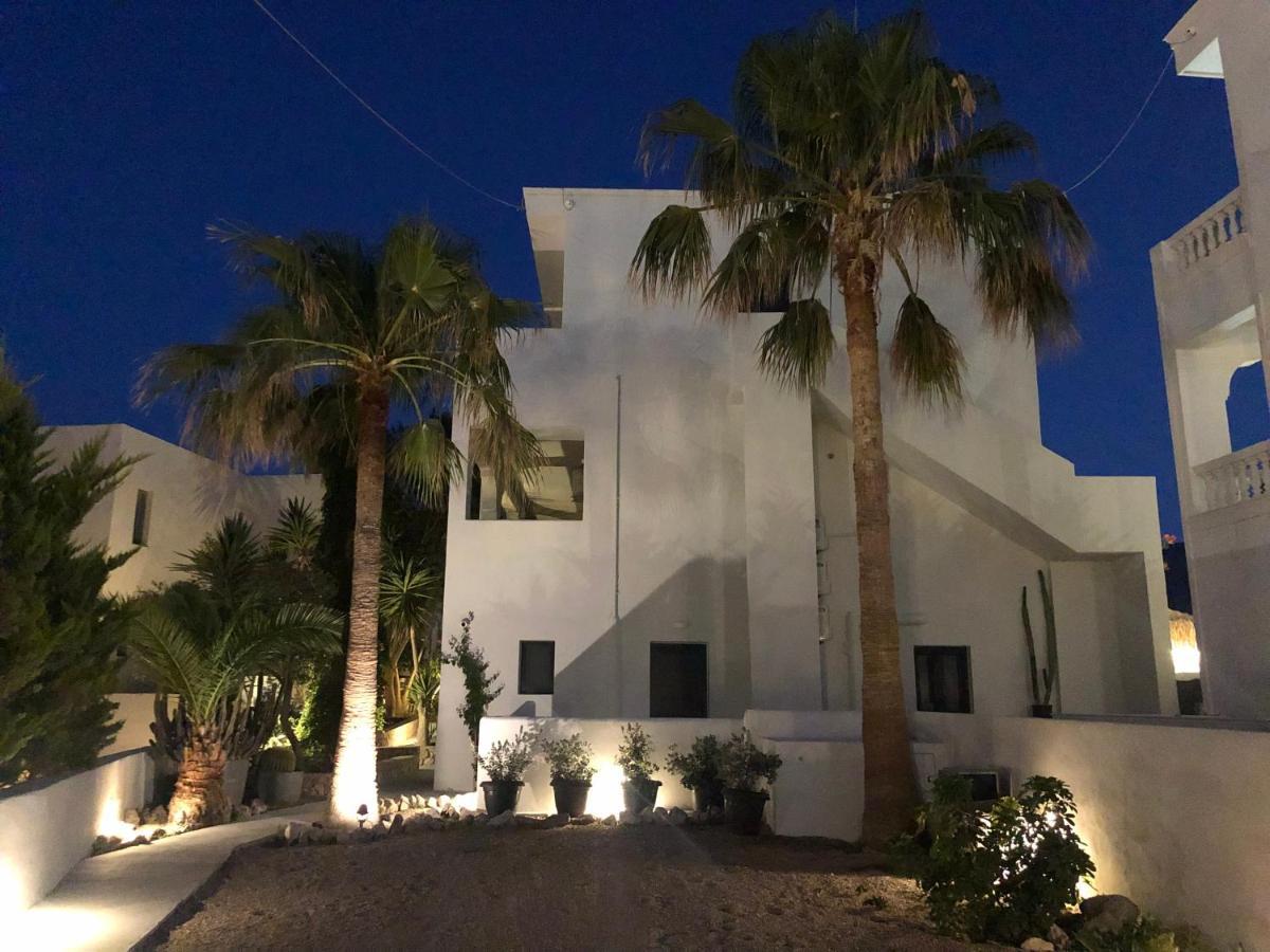 Dragonfly Villas Kamari  Exterior photo